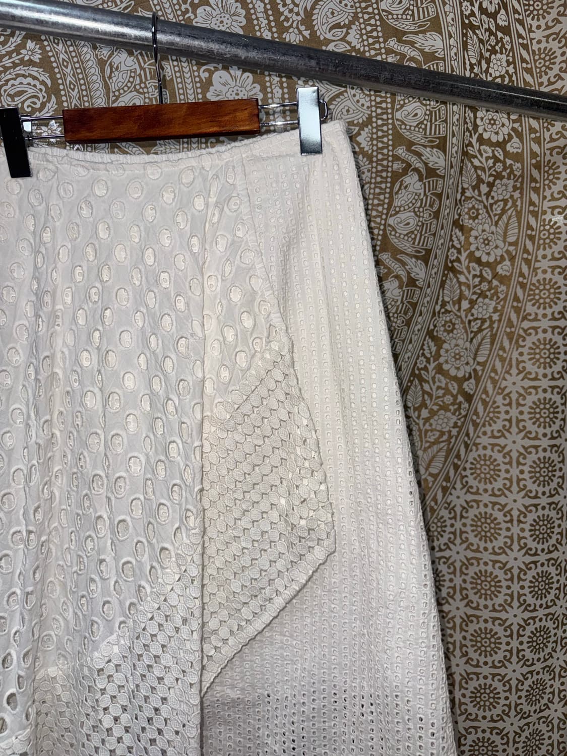 빈티지 펀칭 밴딩 미디스커트  상품이미지4