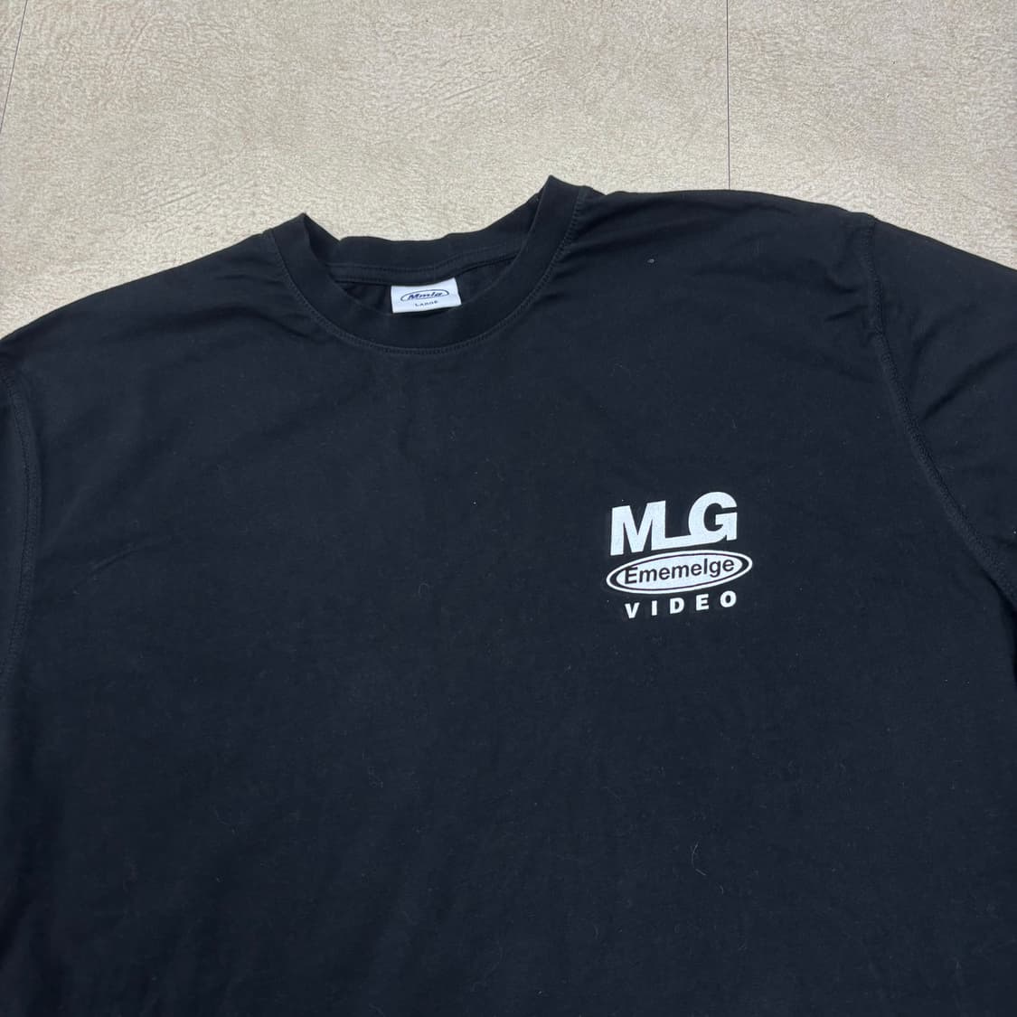 Mmlg 스몰로고 블랙 반팔티 상품이미지2