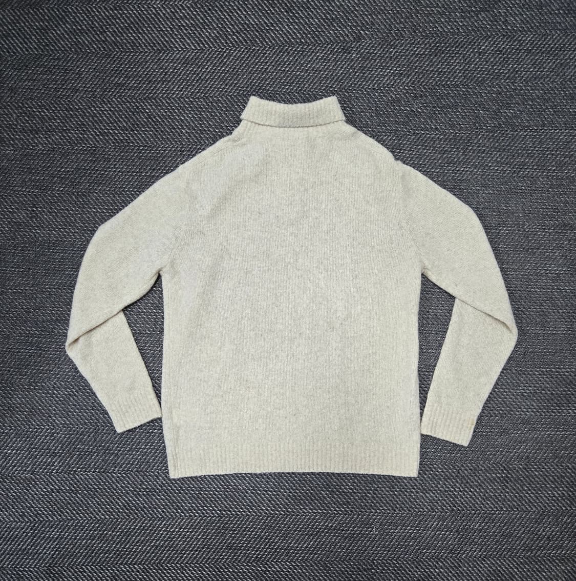 에피그램 24ss 부클 니트 티에리 모83%니트티 상품이미지2