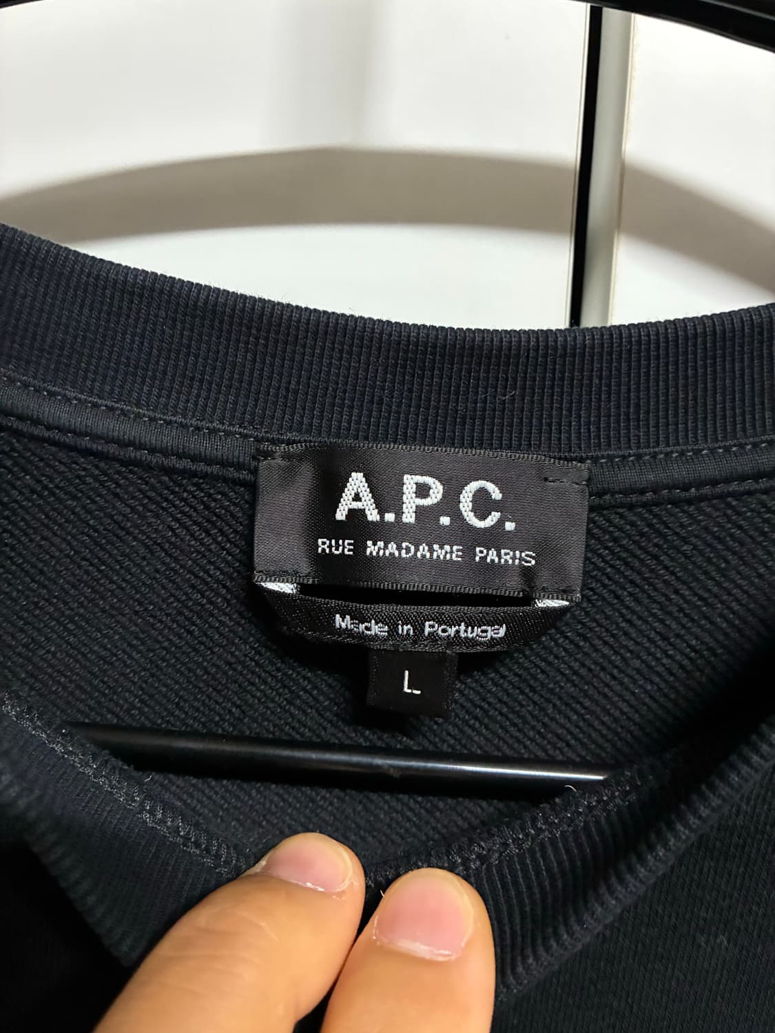 [새상품] 아페쎄 맨투맨 L/100 상품이미지3