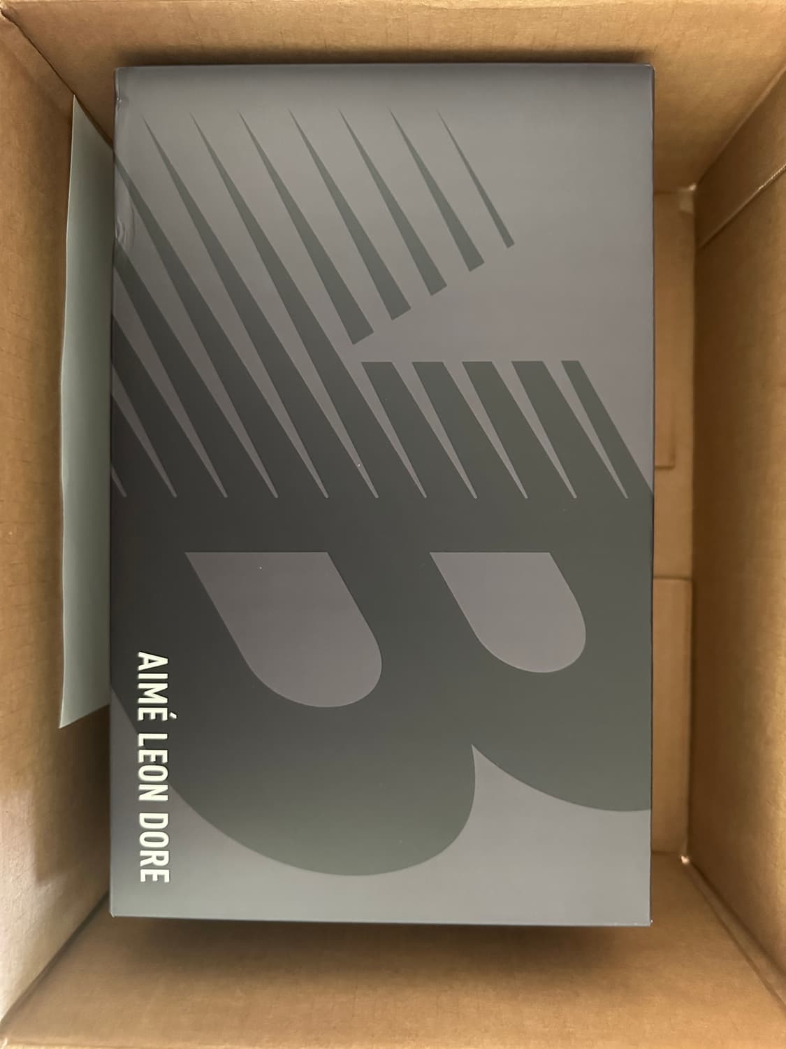 뉴발란스 x 에메 레온 도르 1300 메이드 인 USA 네이비 상품이미지2