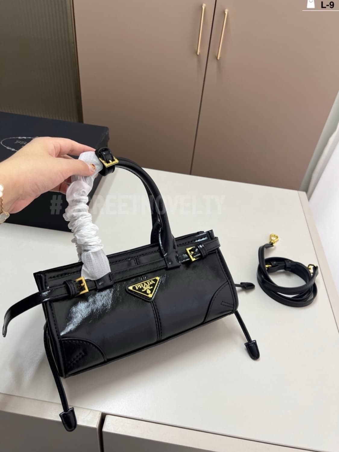 프라다 보니 가죽 핸드백 블랙 스몰 상품이미지3