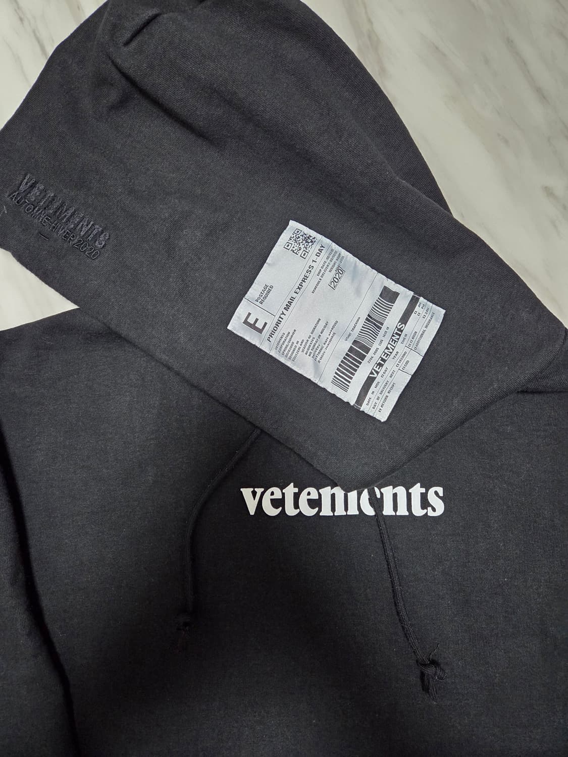 베트멍 라벨 패치 후드티 상품이미지3