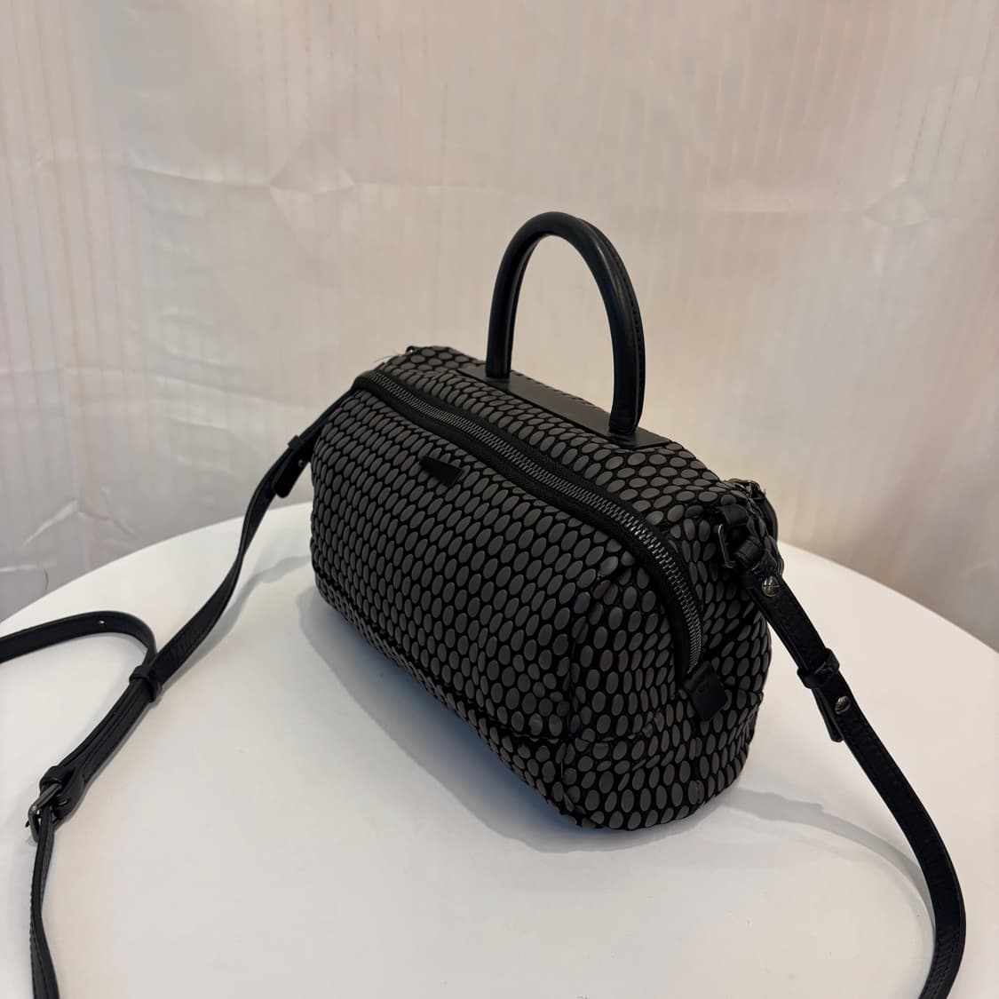 정품 루즈앤라운지 보스톤 토트 크로스백     상품이미지4