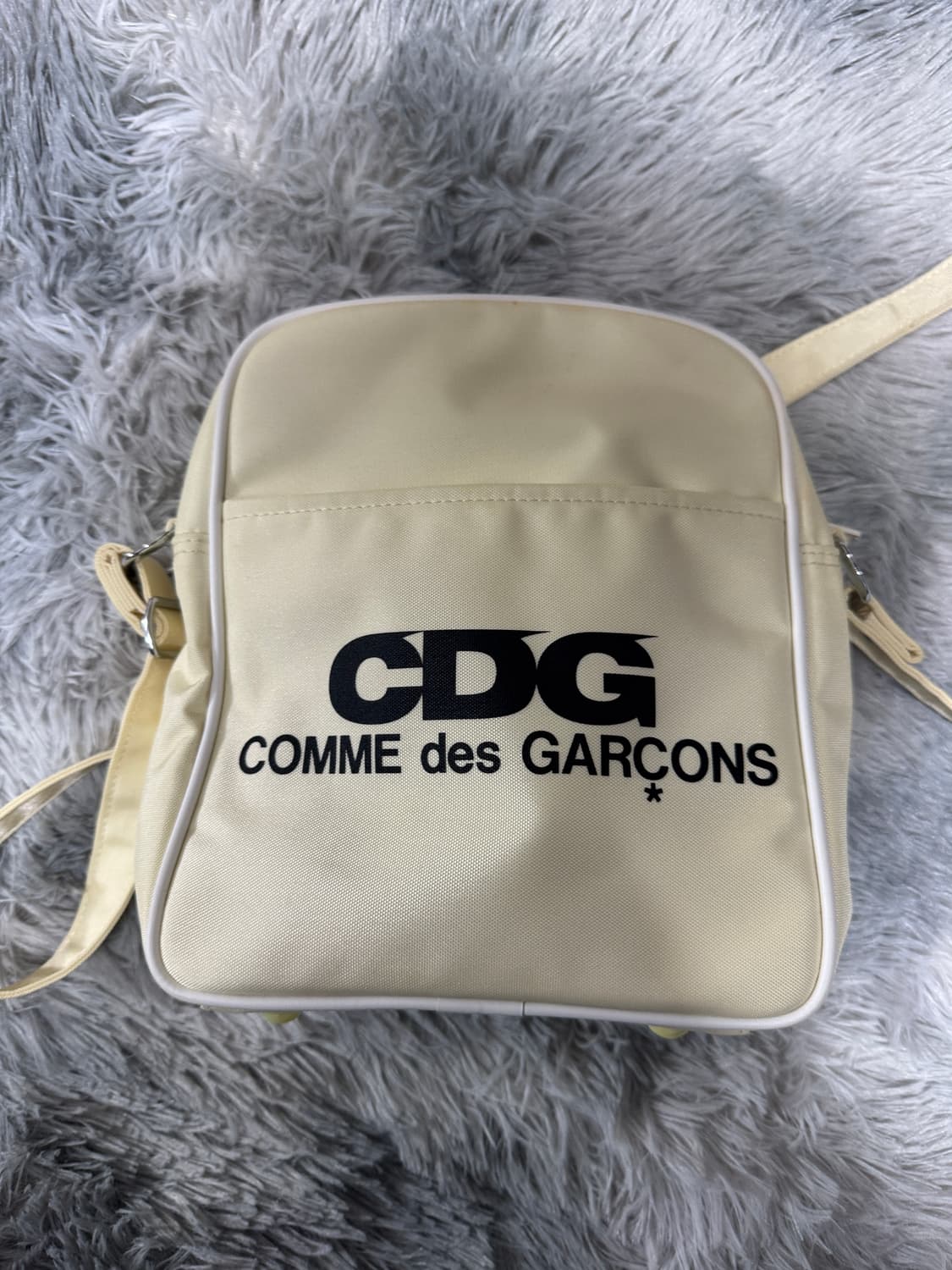 꼼데가르송 에어라인 크로스백 국문택 S사이즈 상품이미지3