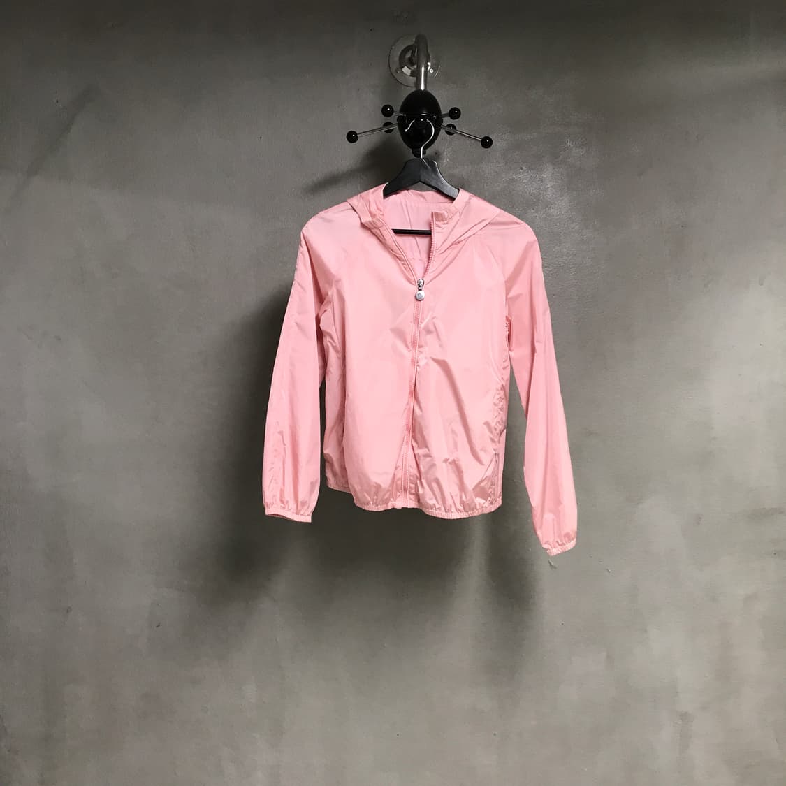 몽클레어 핑크 바람막이 14Y(W) 상품이미지1