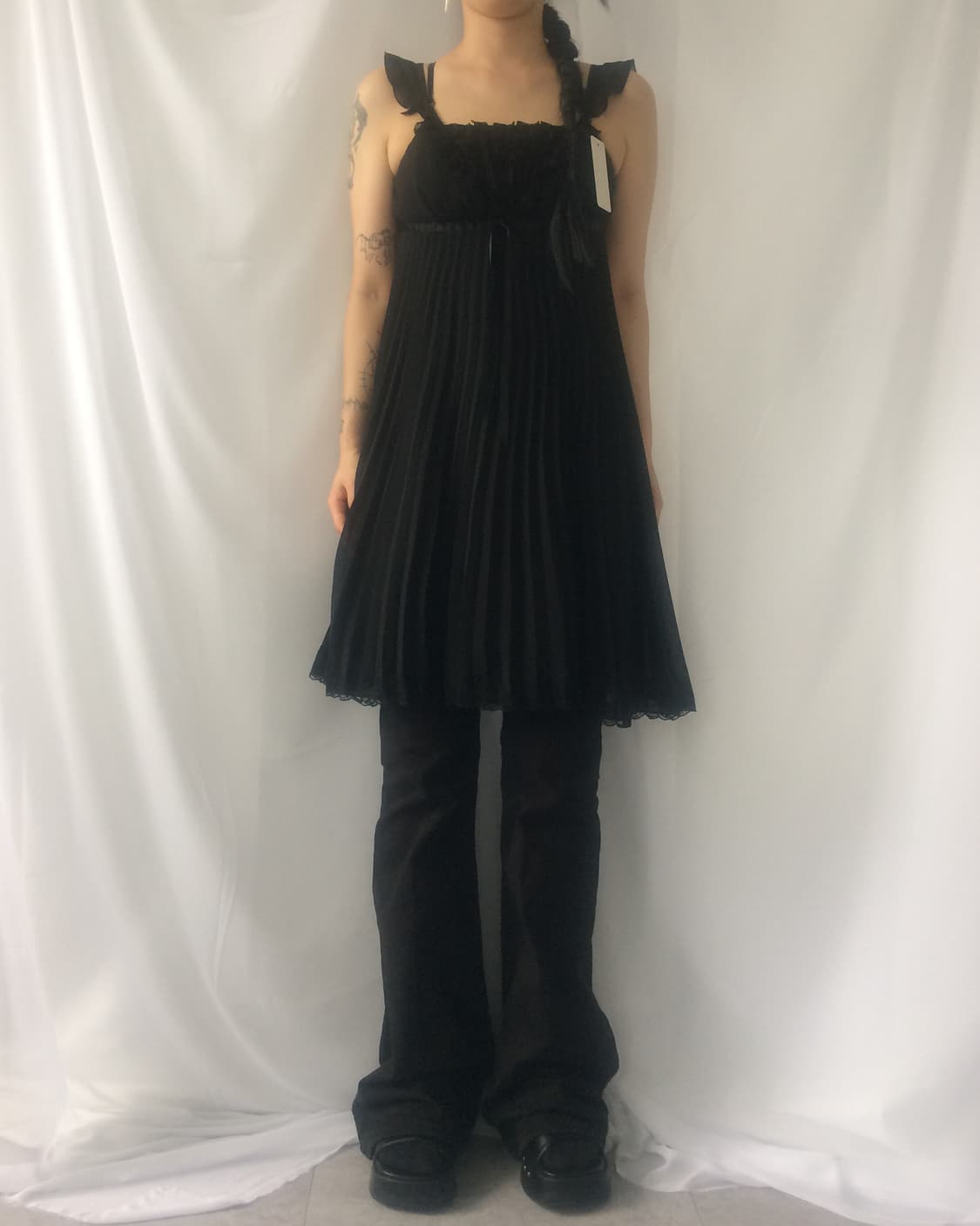 Lace point frill pleats sleeveless onepi 상품이미지1