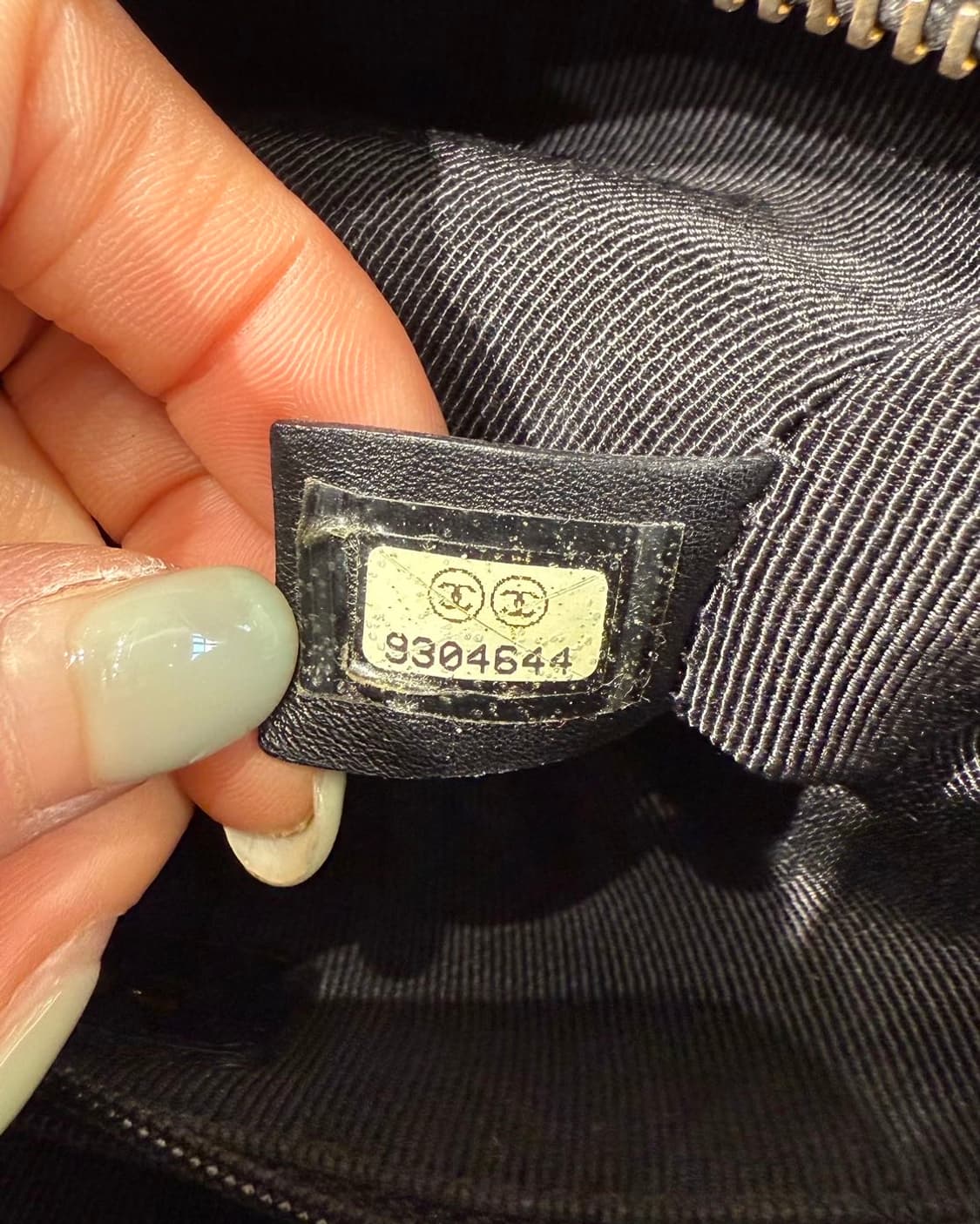 샤넬 블랙 캐비어 볼러백  상품이미지9