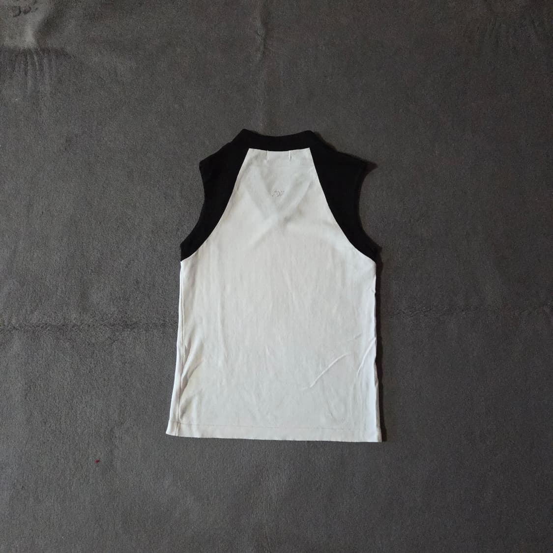 어뉴 골프 여성 W 홀터넥 나시 베스트 M 상품이미지6