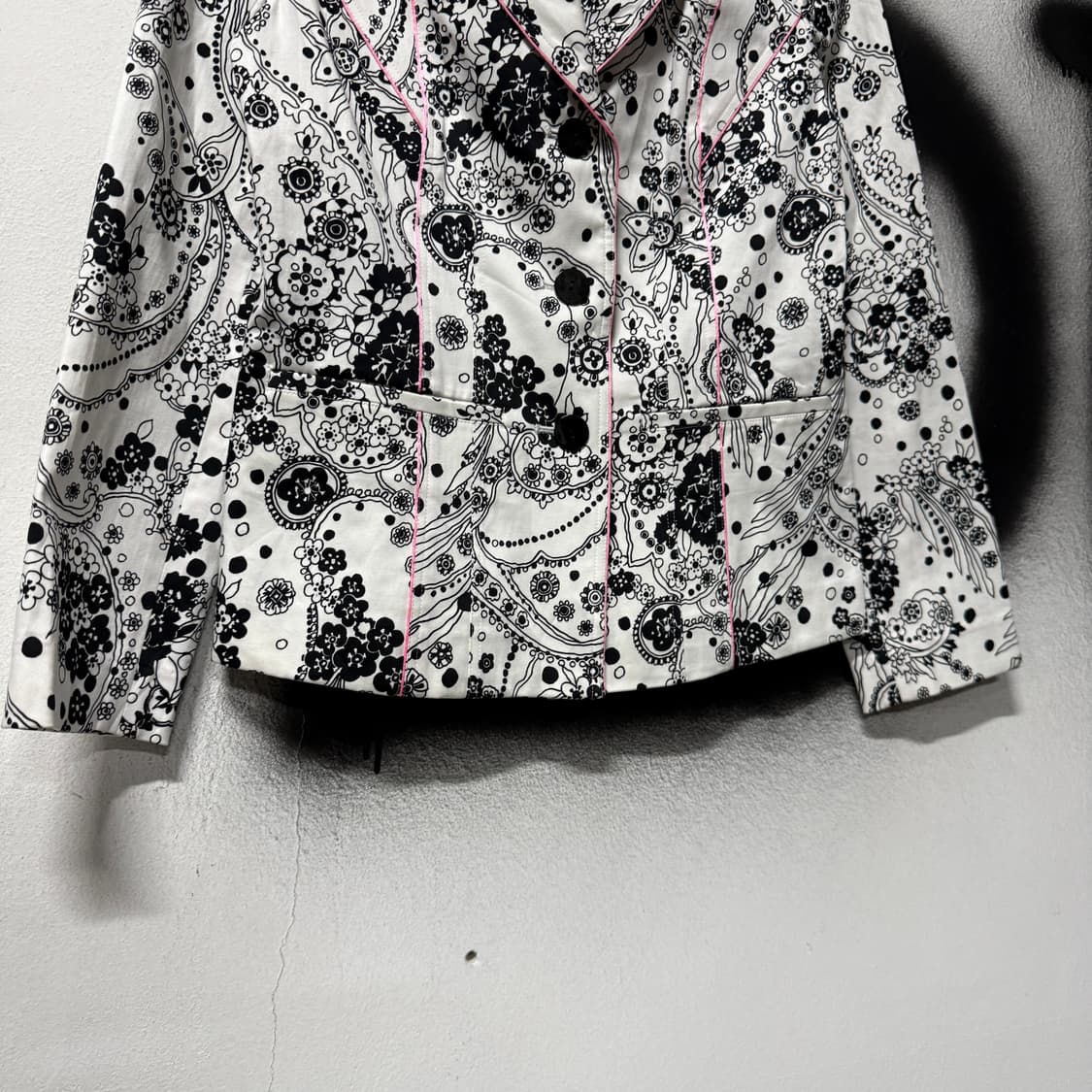 Clove vs Cloves 핑크 스티치 디테일 페이즐리 풀 패턴 자켓 상품이미지4