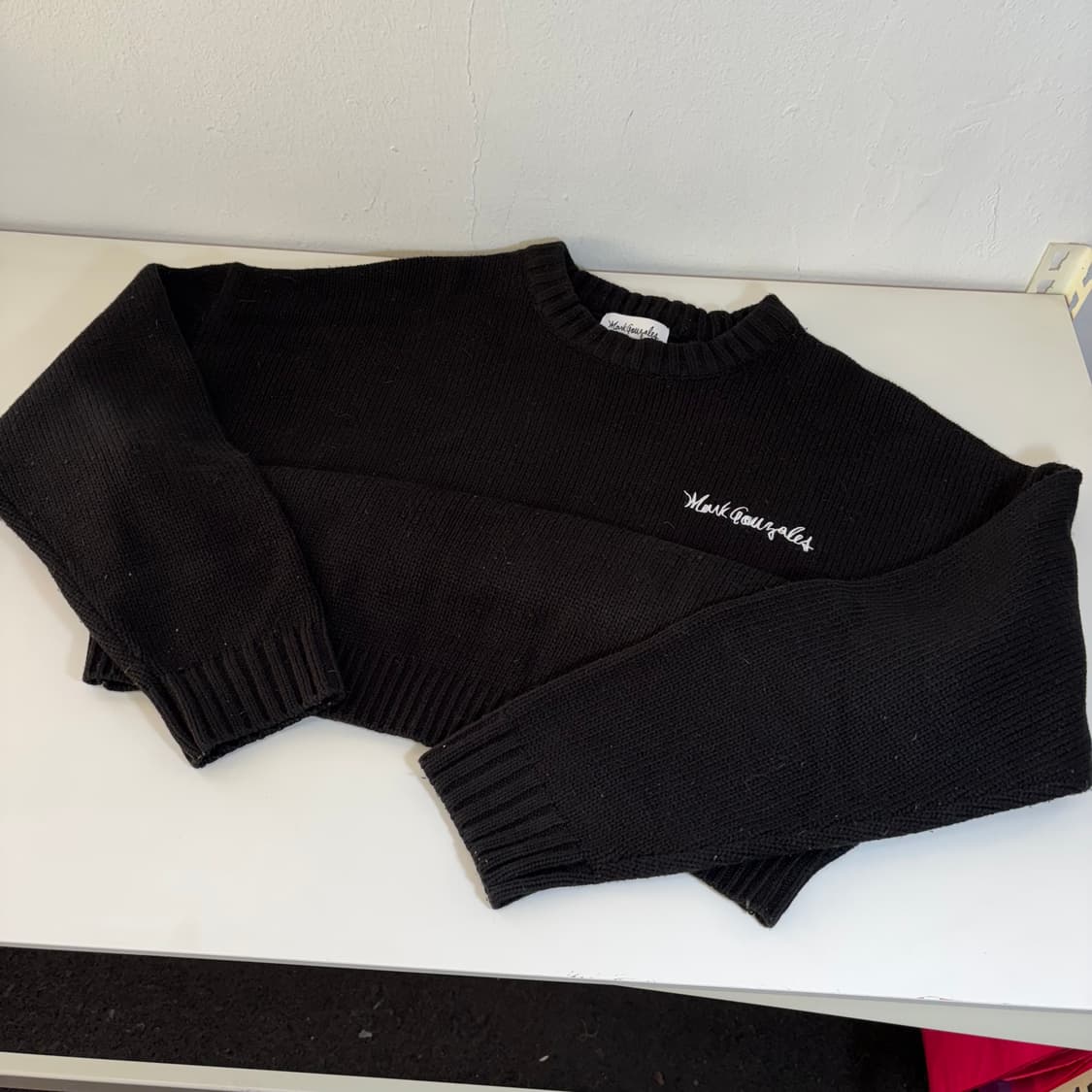 M 마크곤잘레스 블랙 오버핏 라운드니트 상품이미지1