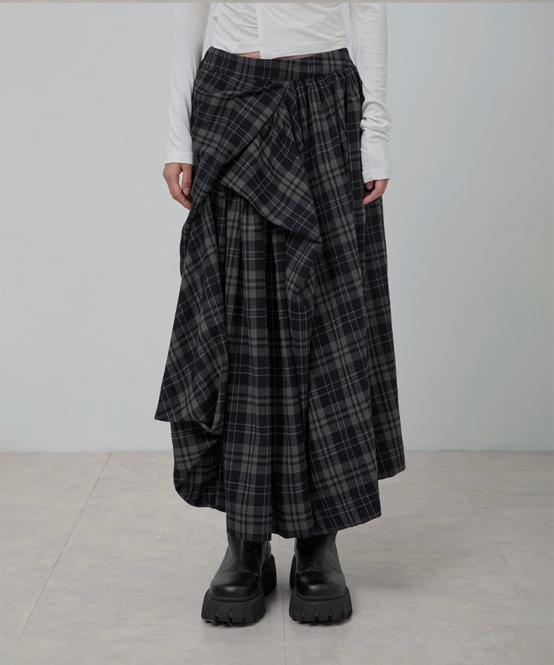 Asymmetrical Draped Layered Long Skirt 상품이미지2