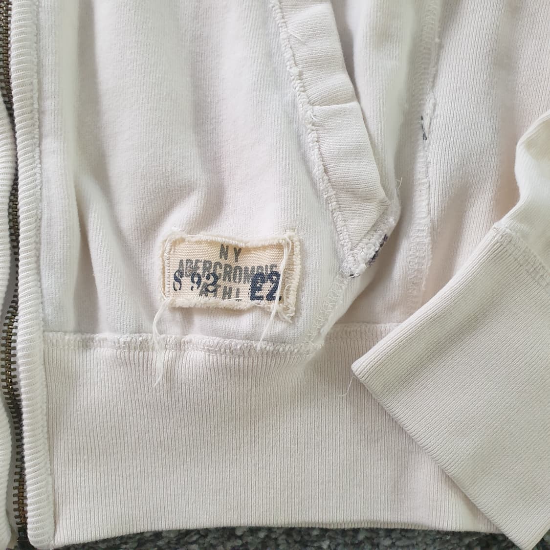 [무료배송] Abercrombie & Fitch 후드 집업 상품이미지4