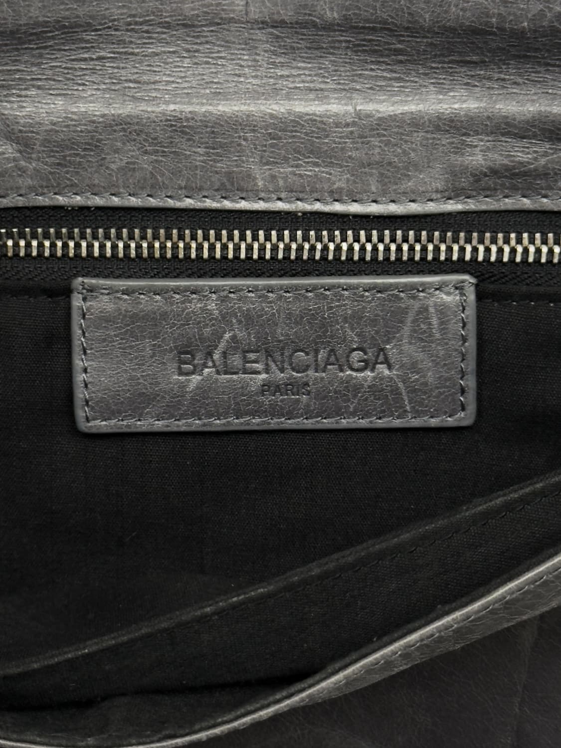 발렌시아가 엔벨로프 크로스백 클러치 상품이미지9