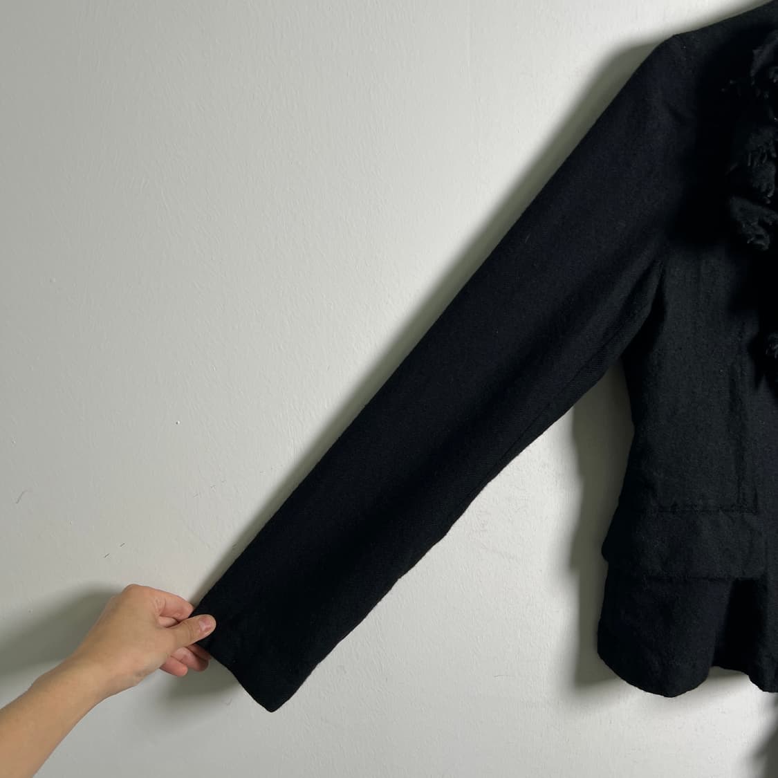 꼼데가르송 로브 드 샹브르 블랙 울 프릴 자켓  상품이미지6