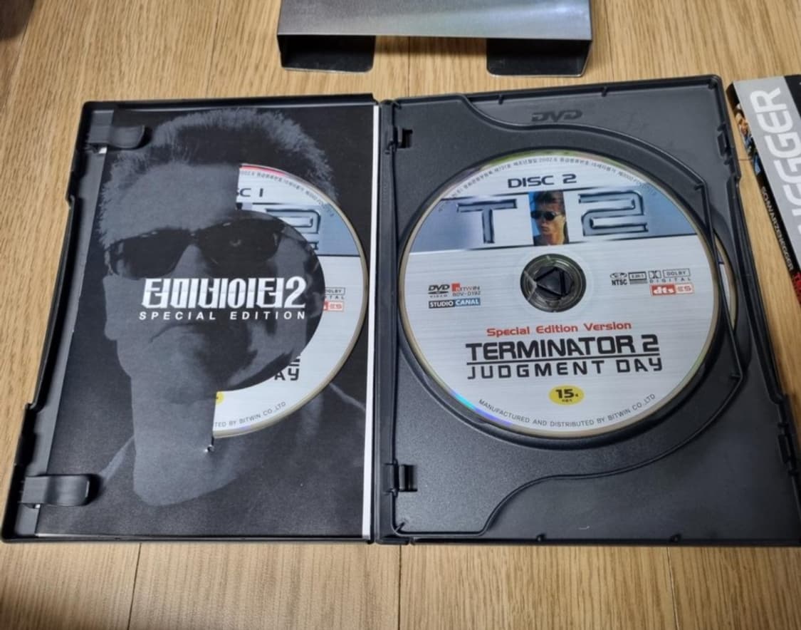 터미네이터2 얼티메이트 에디션 dvd 3cd 상품이미지4