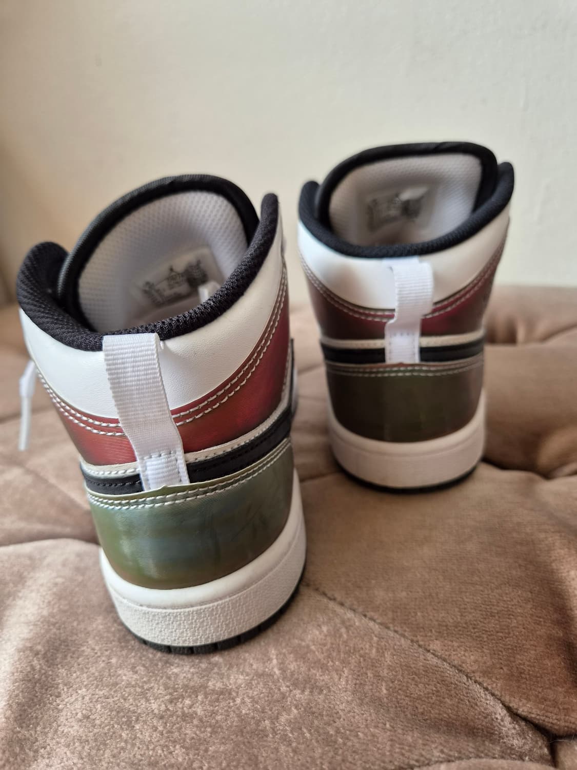 에어조던 키즈 1 미드 SE '히트 리액티브 상품이미지3