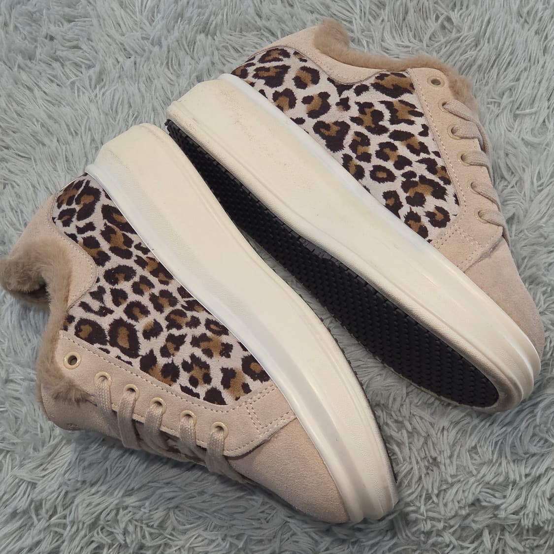 7q-13:스프리스 레오파드 퍼 스니커즈 베이지 (225cm)-거의새거 상품이미지7