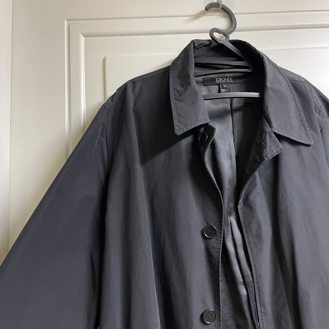DKNY 클래식 블랙 싱글 트렌치코트  상품이미지5