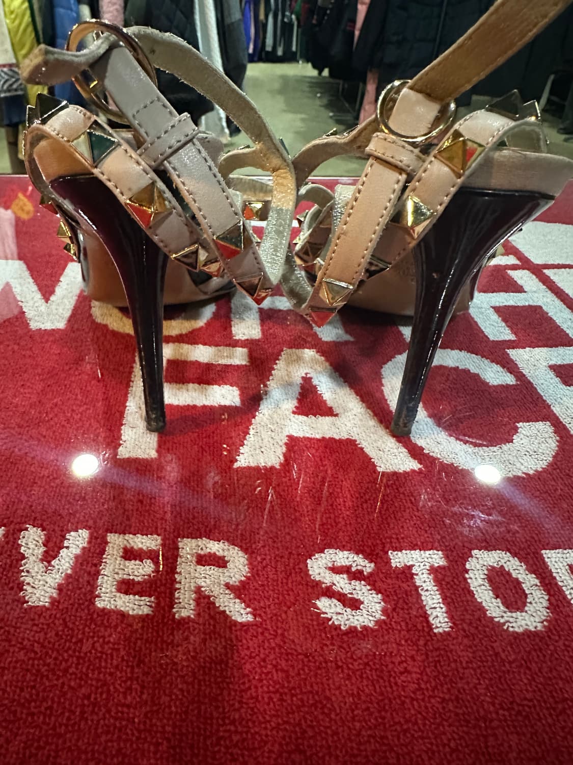 발렌티노.락스터드 펌프스39 상품이미지4