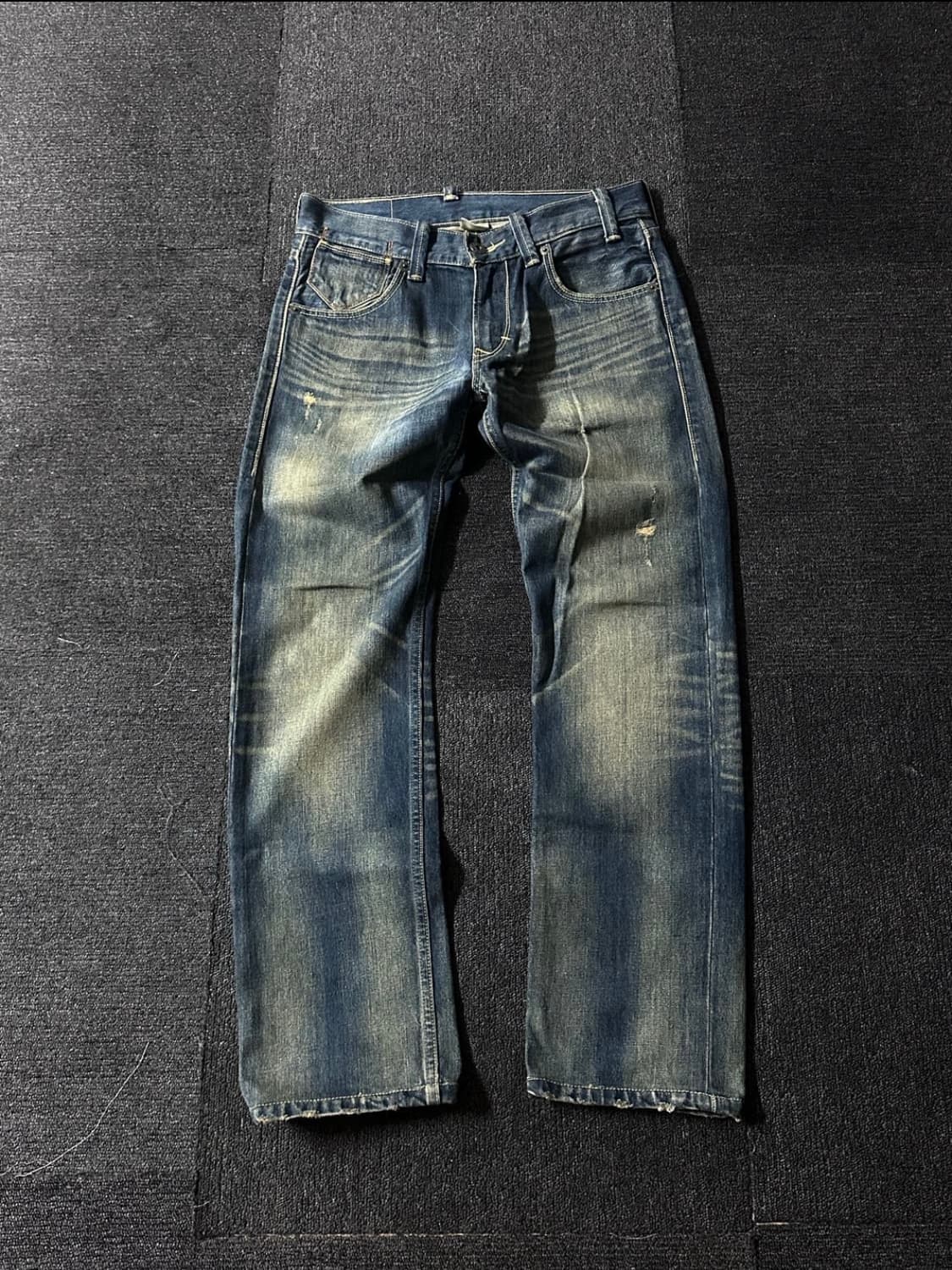 Levi's 601 straight 녹워싱 데미지 팬츠 상품이미지1