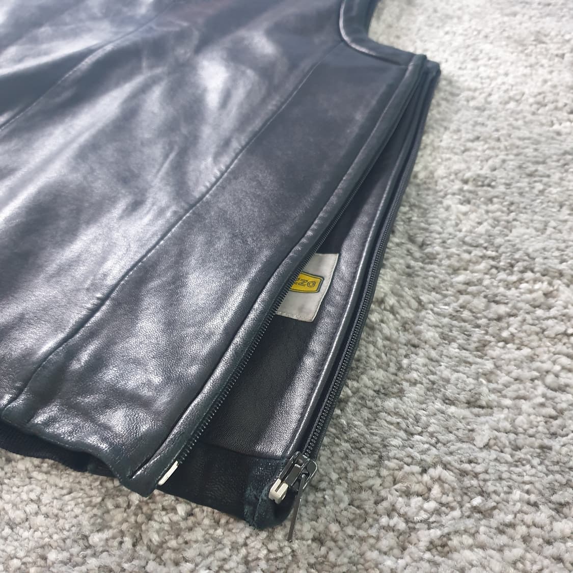 [무료배송] INTERMEZZO 가죽 베스트 상품이미지4