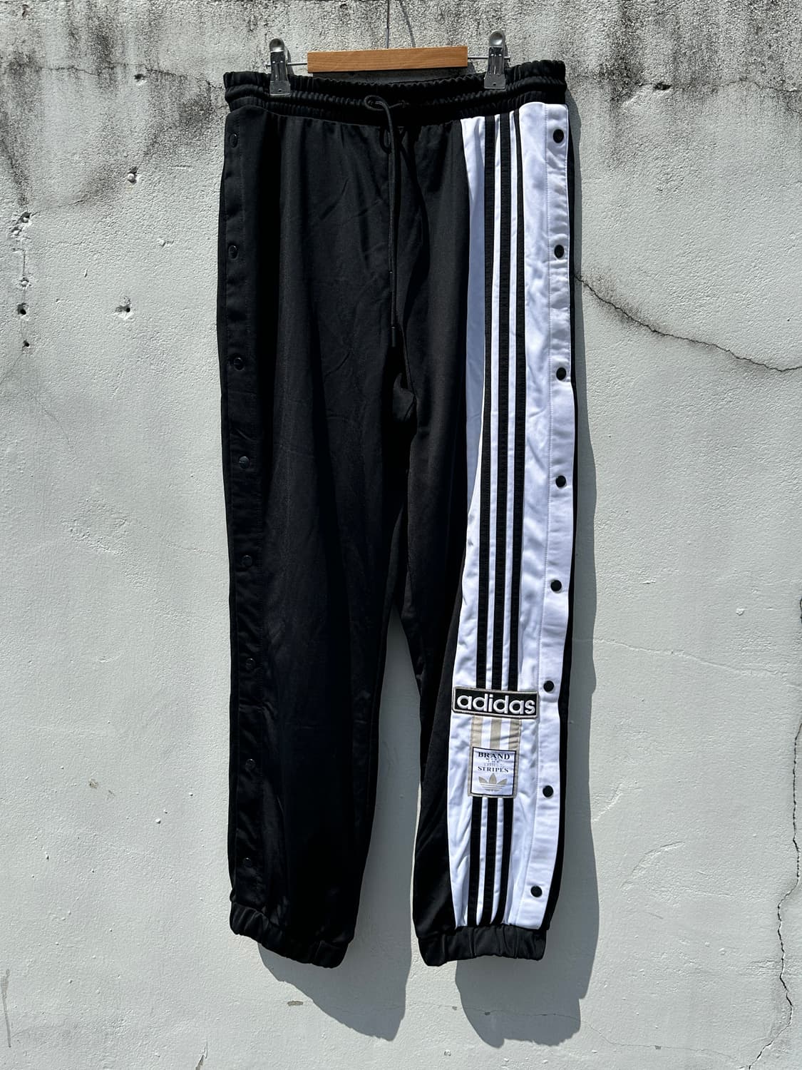 [S] 아디다스 블랙 삼선 트랙팬츠 스냅버튼 조거 상품이미지1