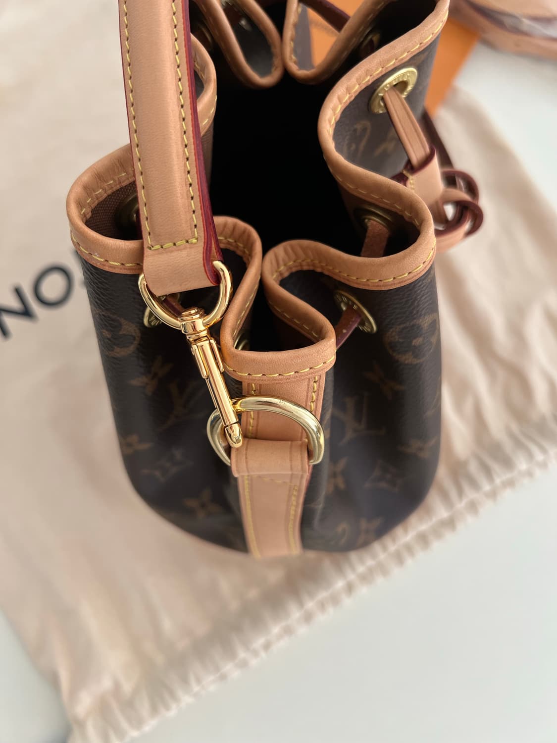 루이비통 노에 bb 상품이미지6