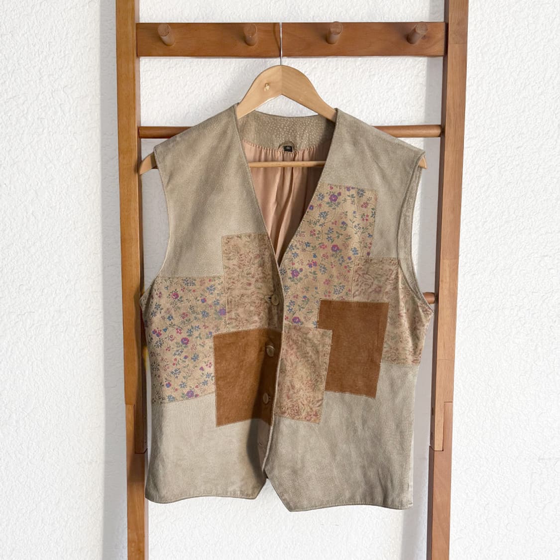 패치워크 스웨이드 베스트 상품이미지1