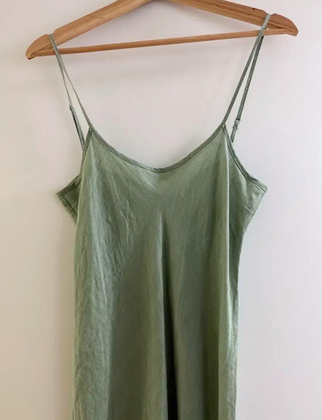 baserange dydine green dress 상품이미지4