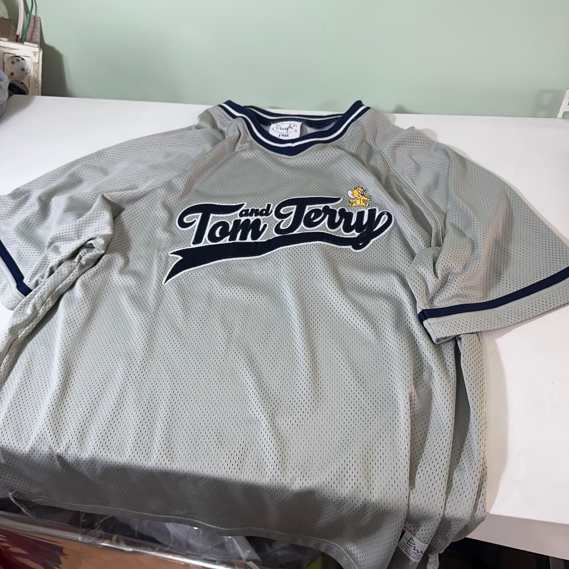 OS 피지컬에듀케이션 실버그레이 오버핏 TOM and JERRY 농구져지 상품이미지2