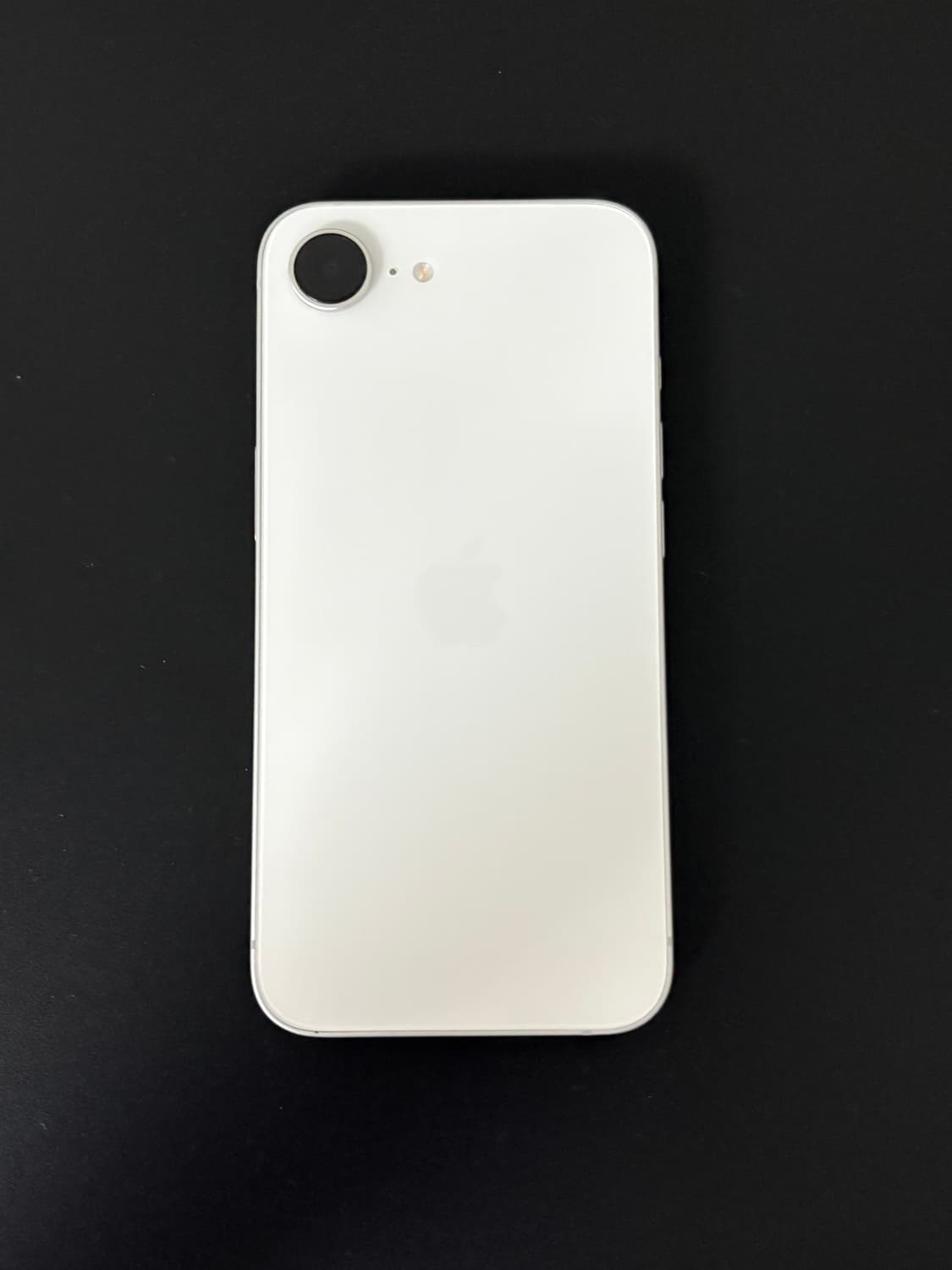 아이폰 16e 화이트 256GB 상품이미지1