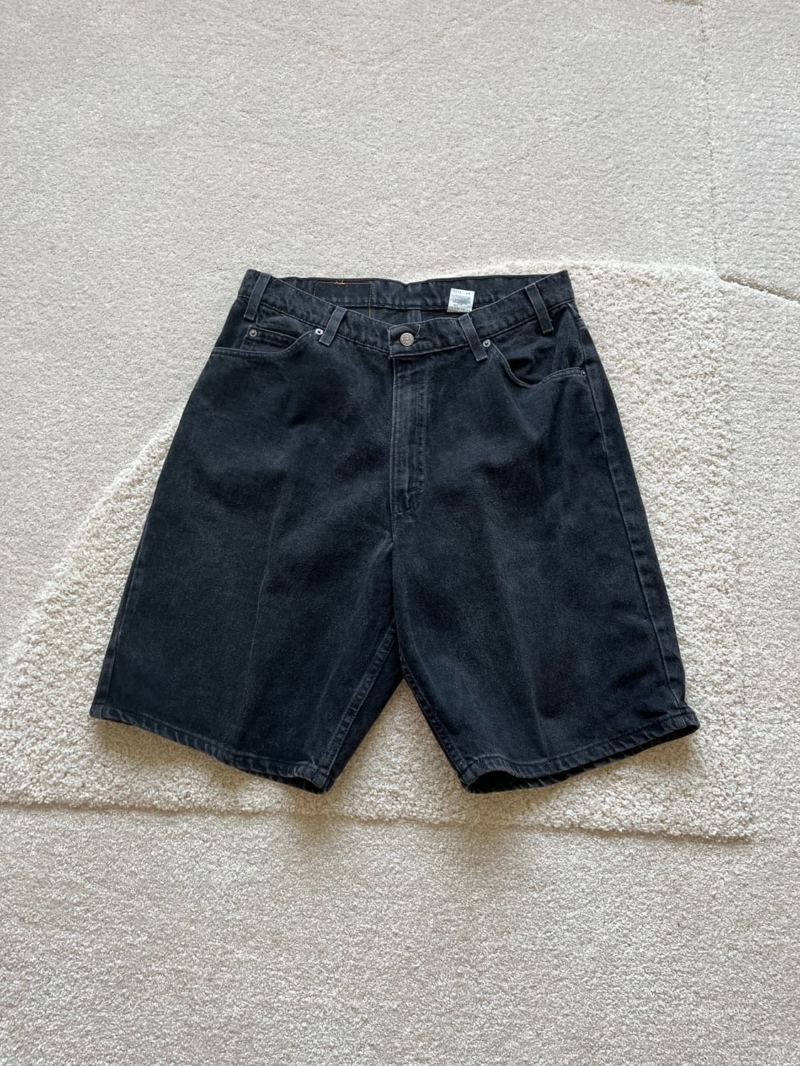90s Levi's 560 오렌지탭 블랙 데님 쇼츠 (31-33) 상품이미지2
