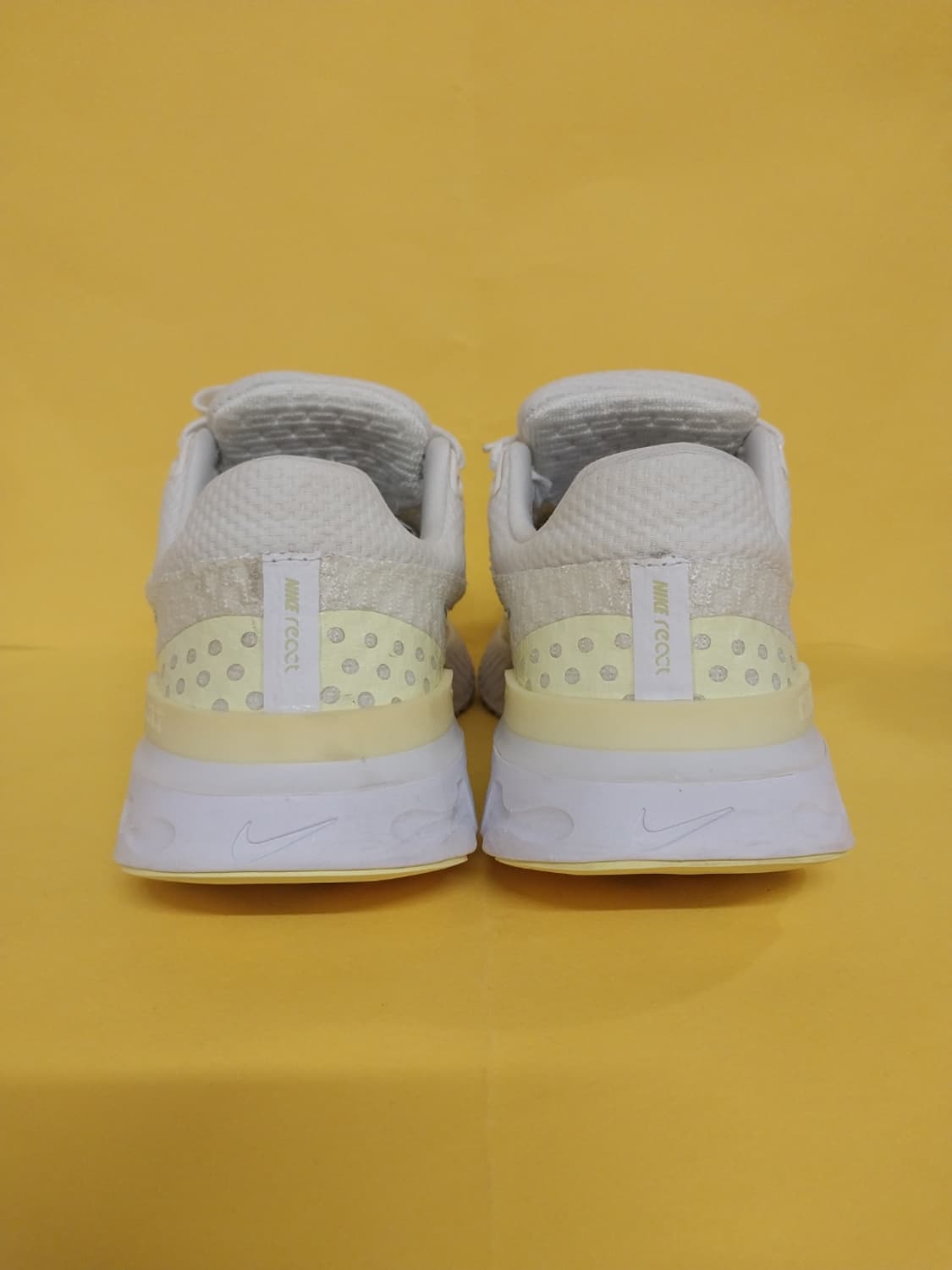 여성 나이키 리액트 인피니티 런 플라이니트3 런닝화, 운동화 (240) 상품이미지4