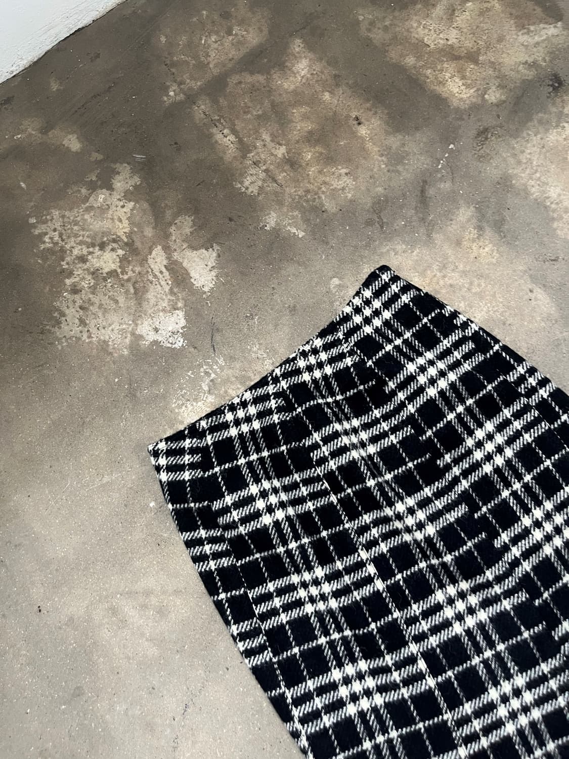 BURBERRY 디스컷팅 체크패턴 스커트  상품이미지5