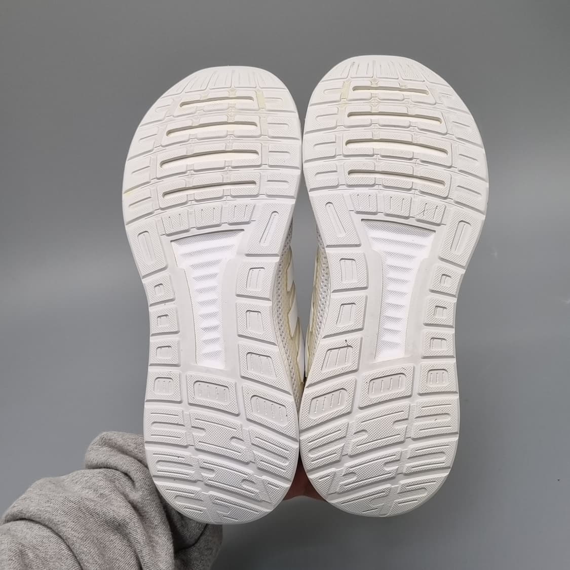 아디다스 런팔콘 여성런닝화 240 상품이미지3