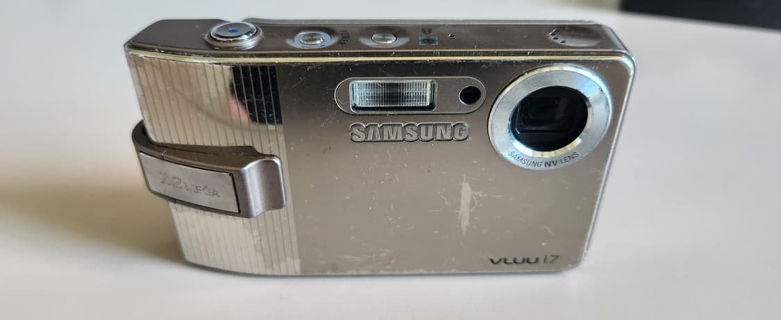 SAMSUNG VLUU i7 빈티지 디지털카메라(하자) 상품이미지1
