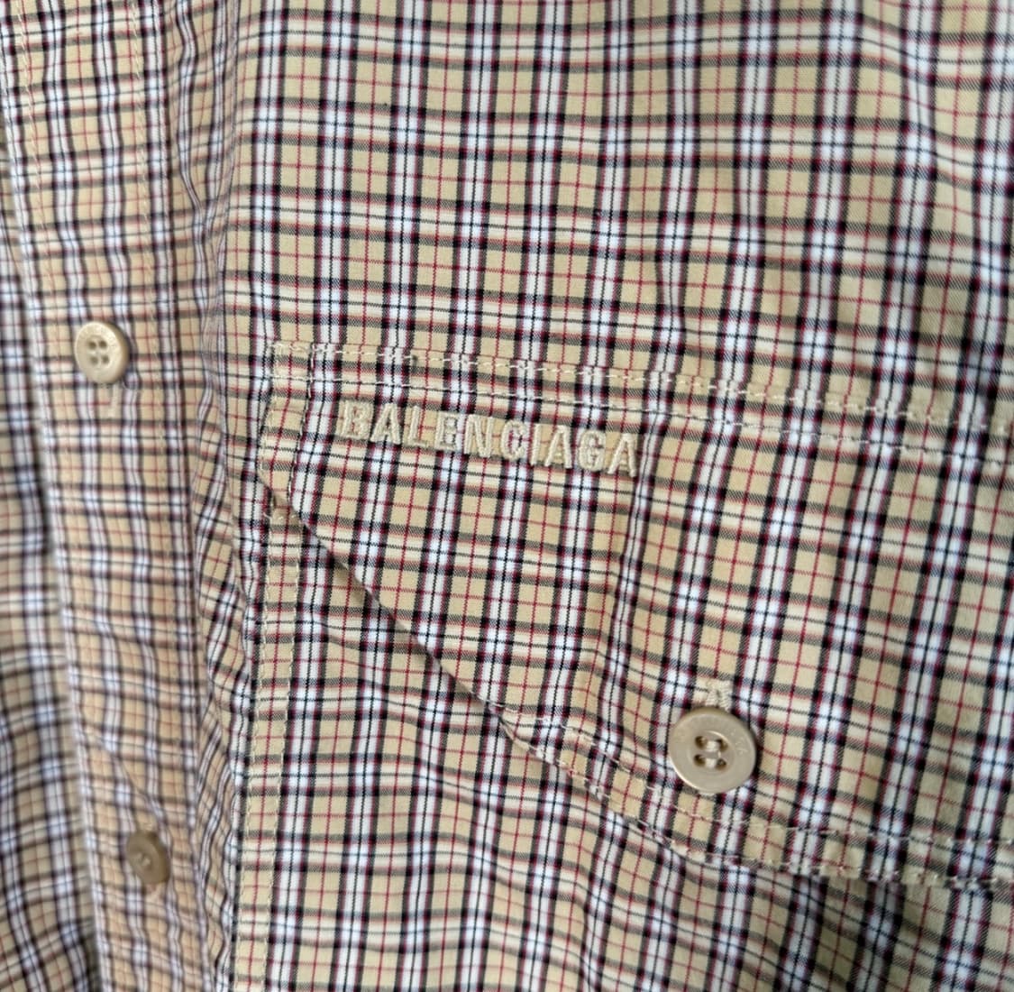 [M] 발렌시아가 21fw 체크 오버사이즈 버튼 다운 셔츠 베이지 상품이미지6