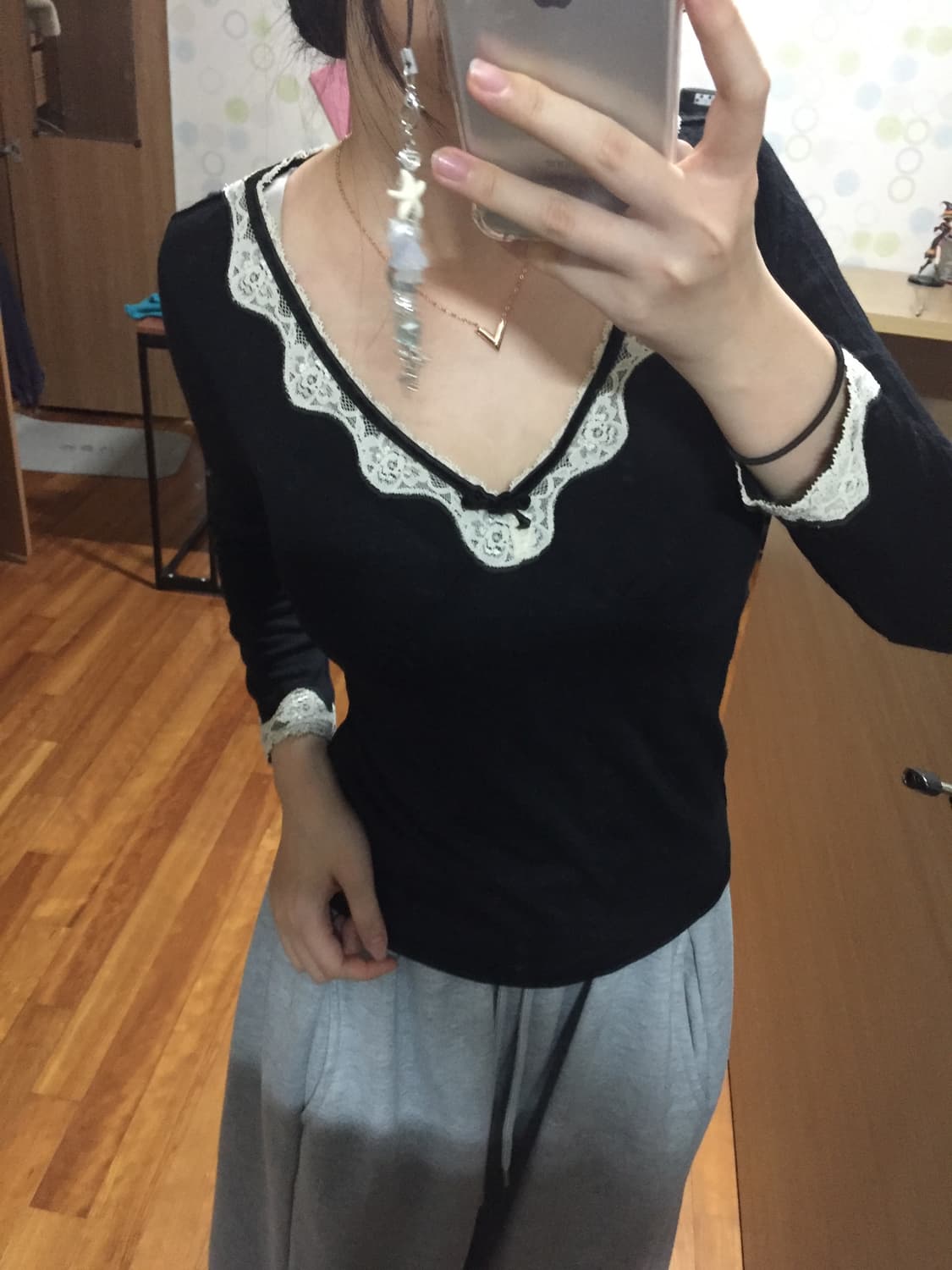 일빈 레이스 티셔츠 상품이미지1