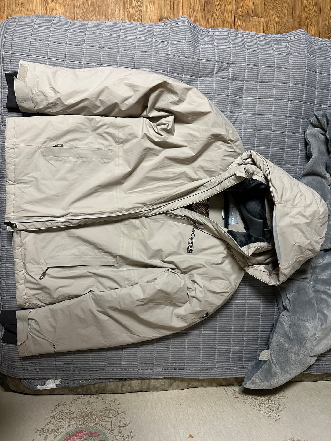 컬럼비아 티타늄 L 상태좋음!! 상품이미지1