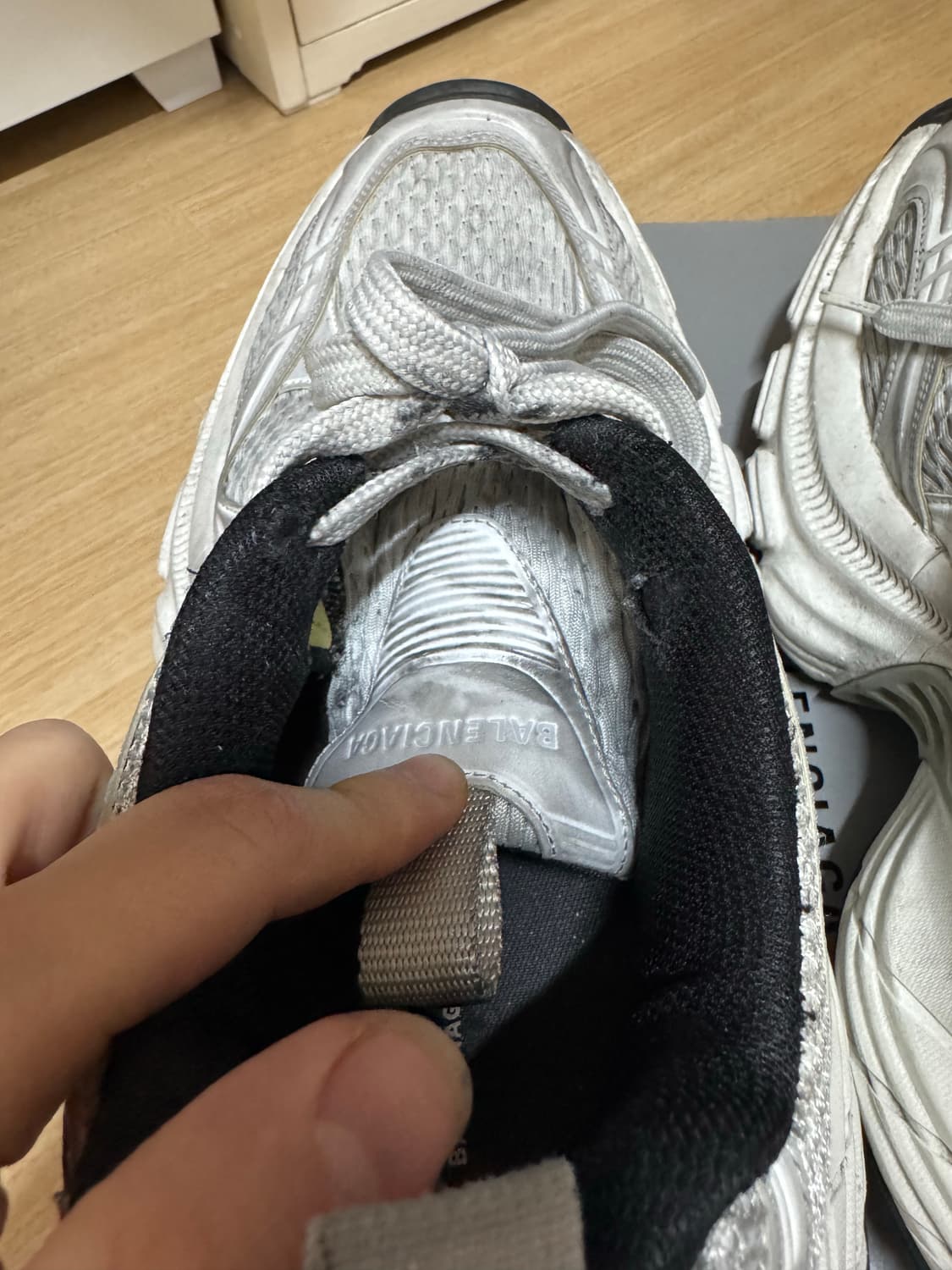 발렌시아가 10 xl  43 상품이미지4