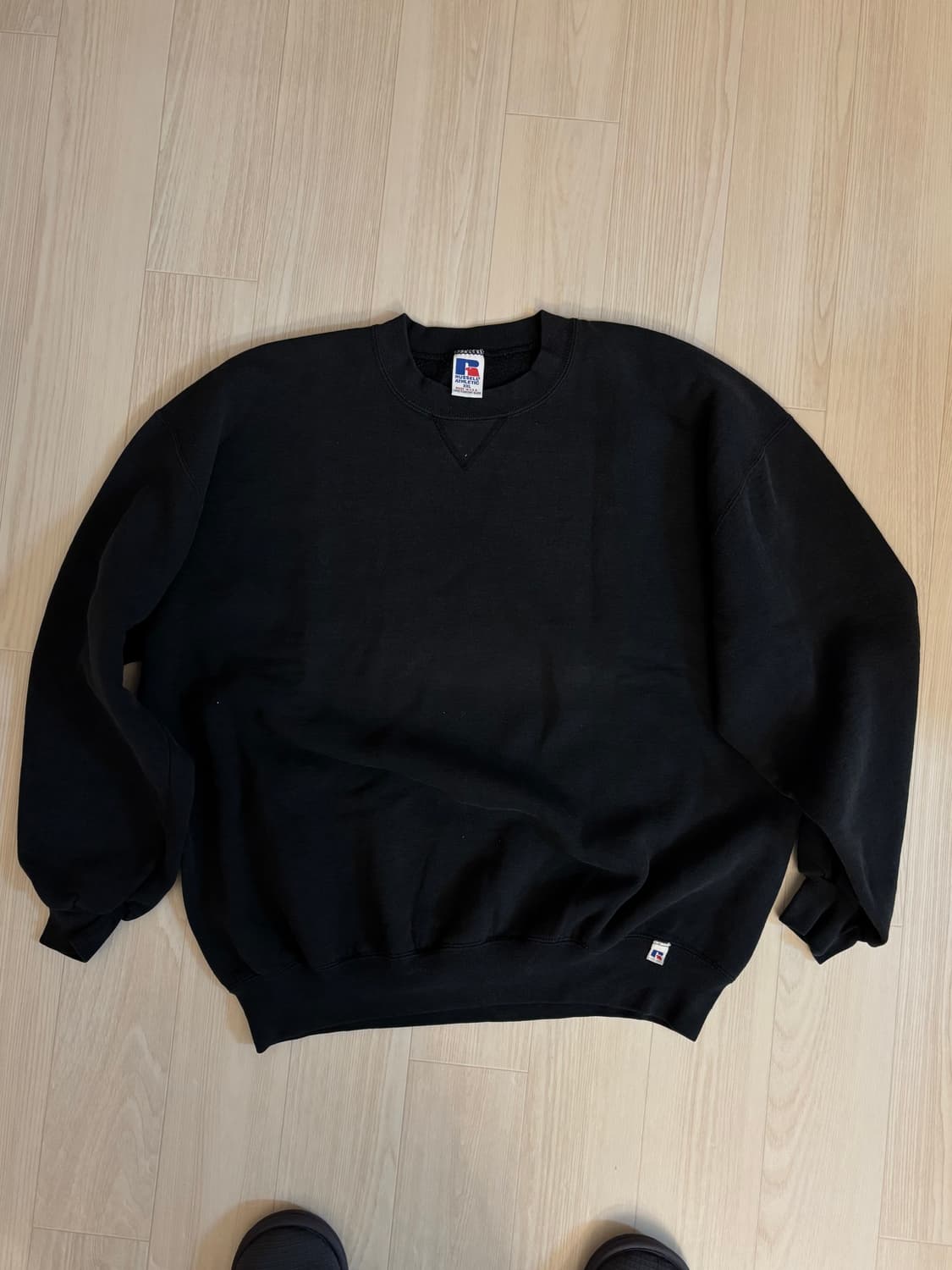 90s russell 러셀 블랙 스웻셔츠 usa 상품이미지1