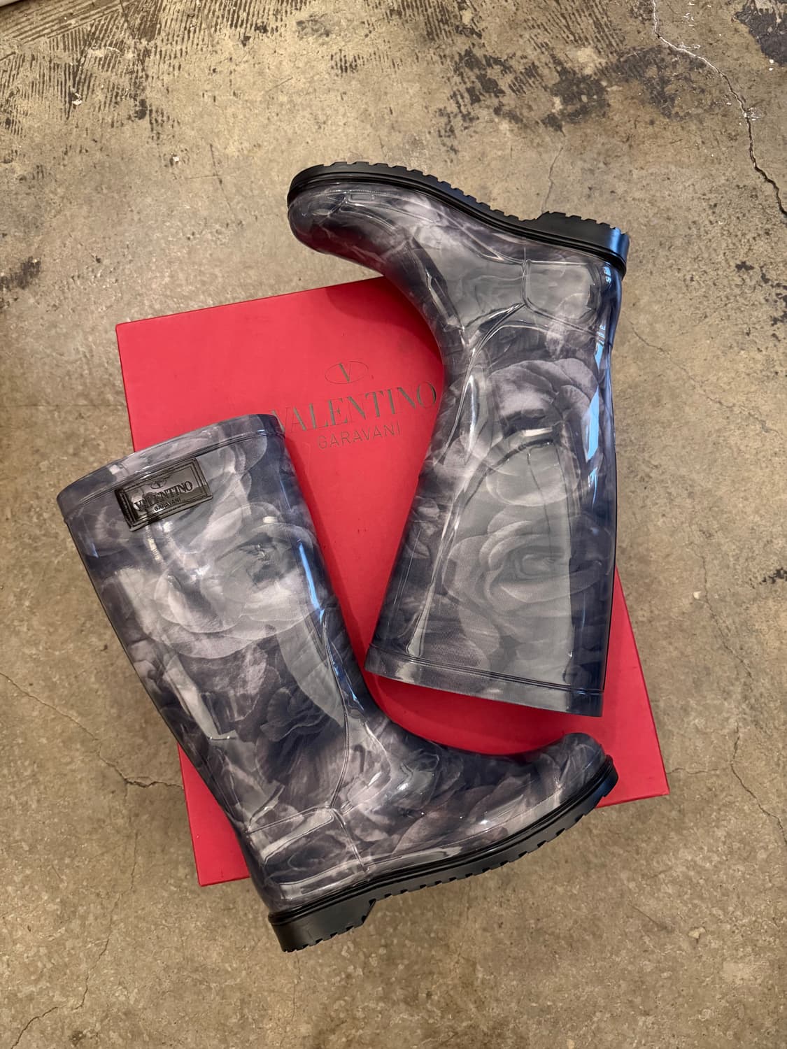 발렌티노 로즈 패턴 레인 부츠  상품이미지1