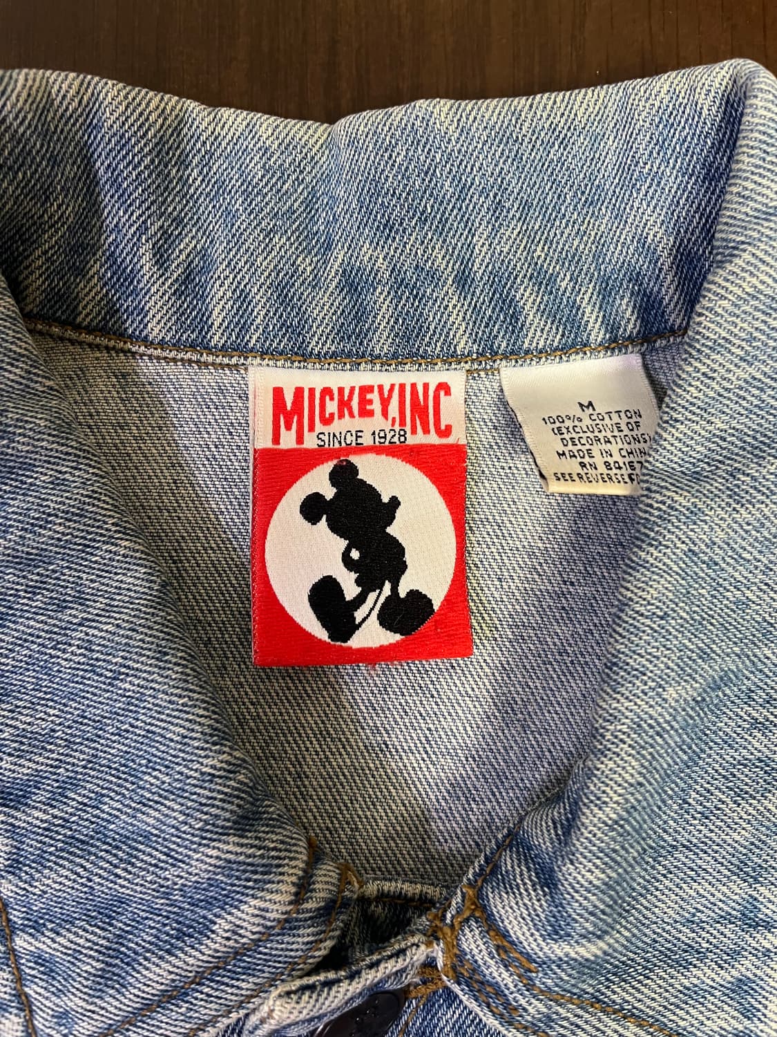  디즈니 미키 90s 월트 디즈니 월드 백로고 데님 트러커 자켓 상품이미지3