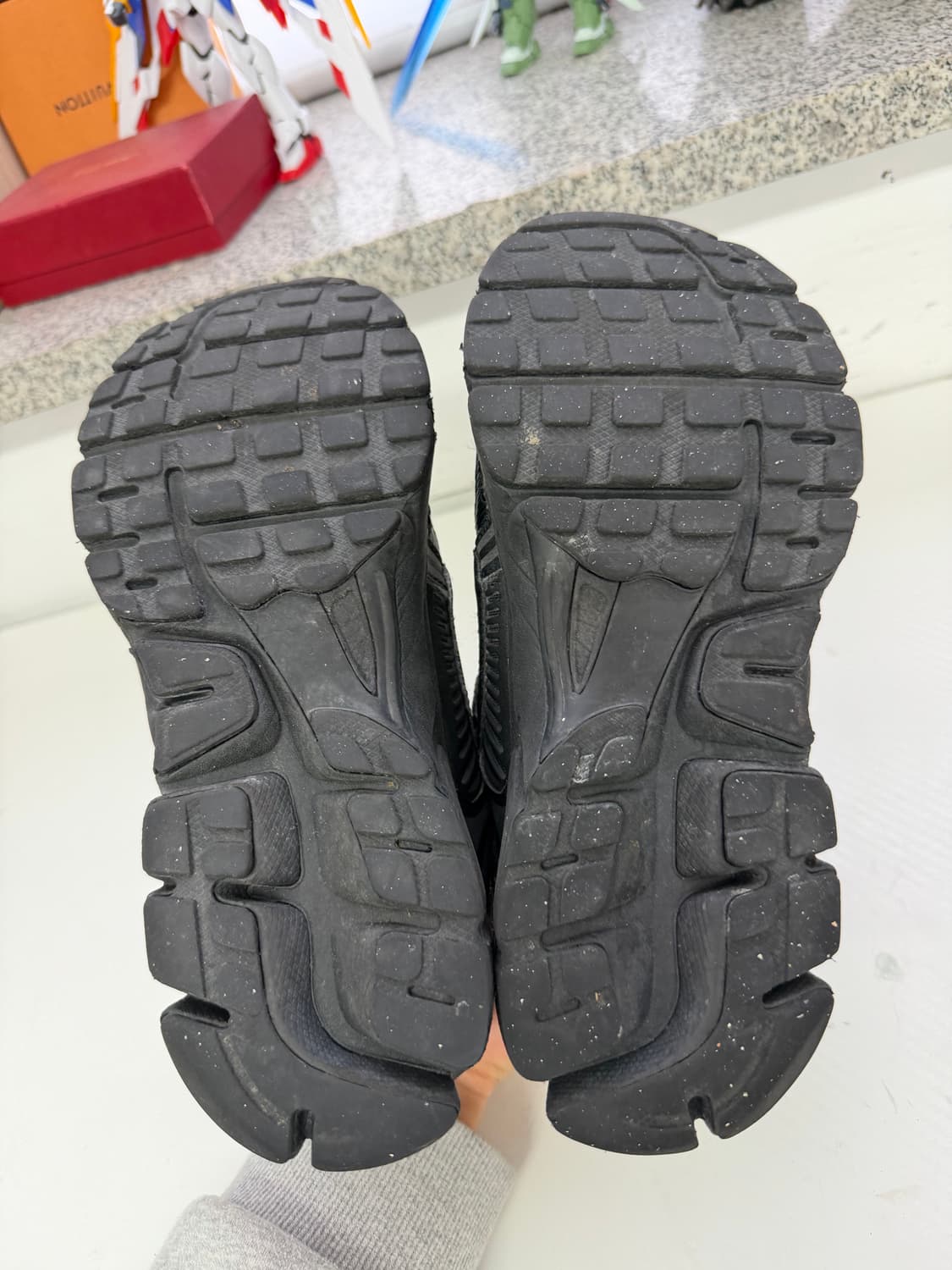 정품) 나이키 줌 보메로5 운동화 240  상품이미지9