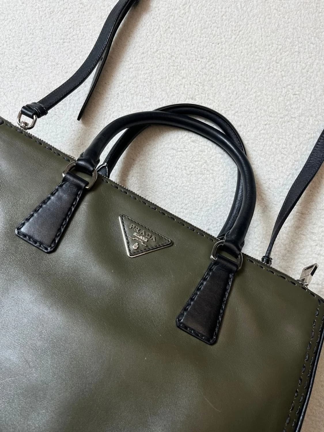 프라다 시티 카프 갤러리아 더블 지퍼 토트백 Q1302 상품이미지3