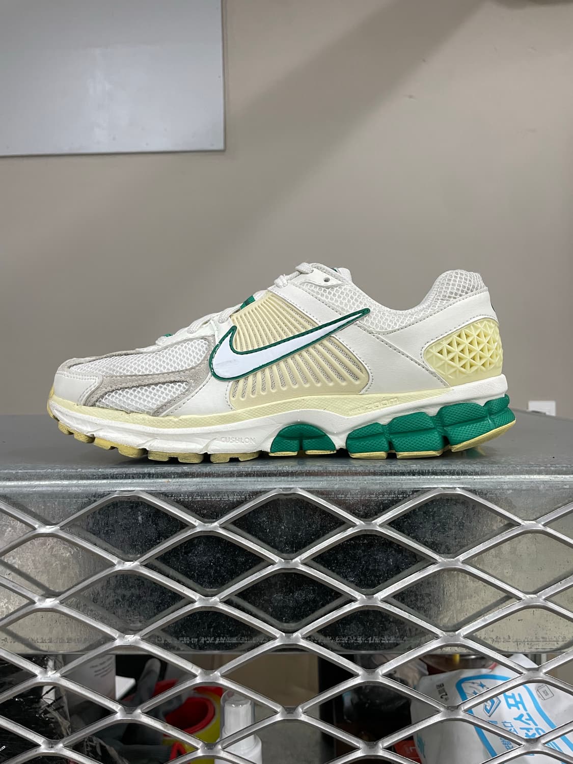 나이키 줌 보메로 5 세일 말라카이트 255 (gr-4301) 상품이미지1