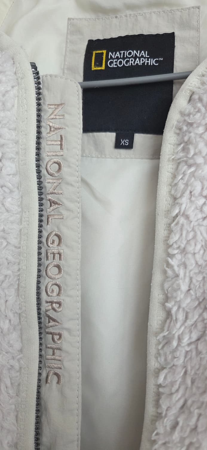 내셔널지오그래픽 뽀글이 롱코트 85(XS) 아이보리
택포 상품이미지6