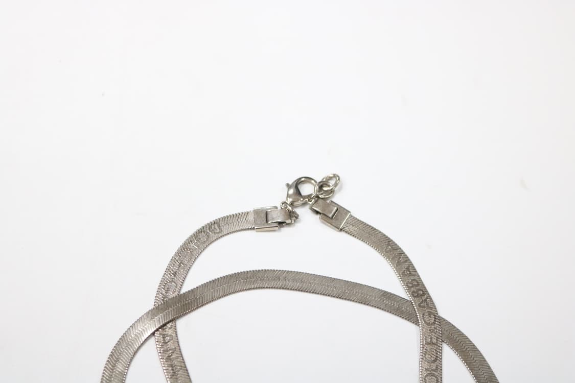 돌체앤가바나 빈티지 로고 인그레이빙 실버 헤링본 초커 목걸이 상품이미지6