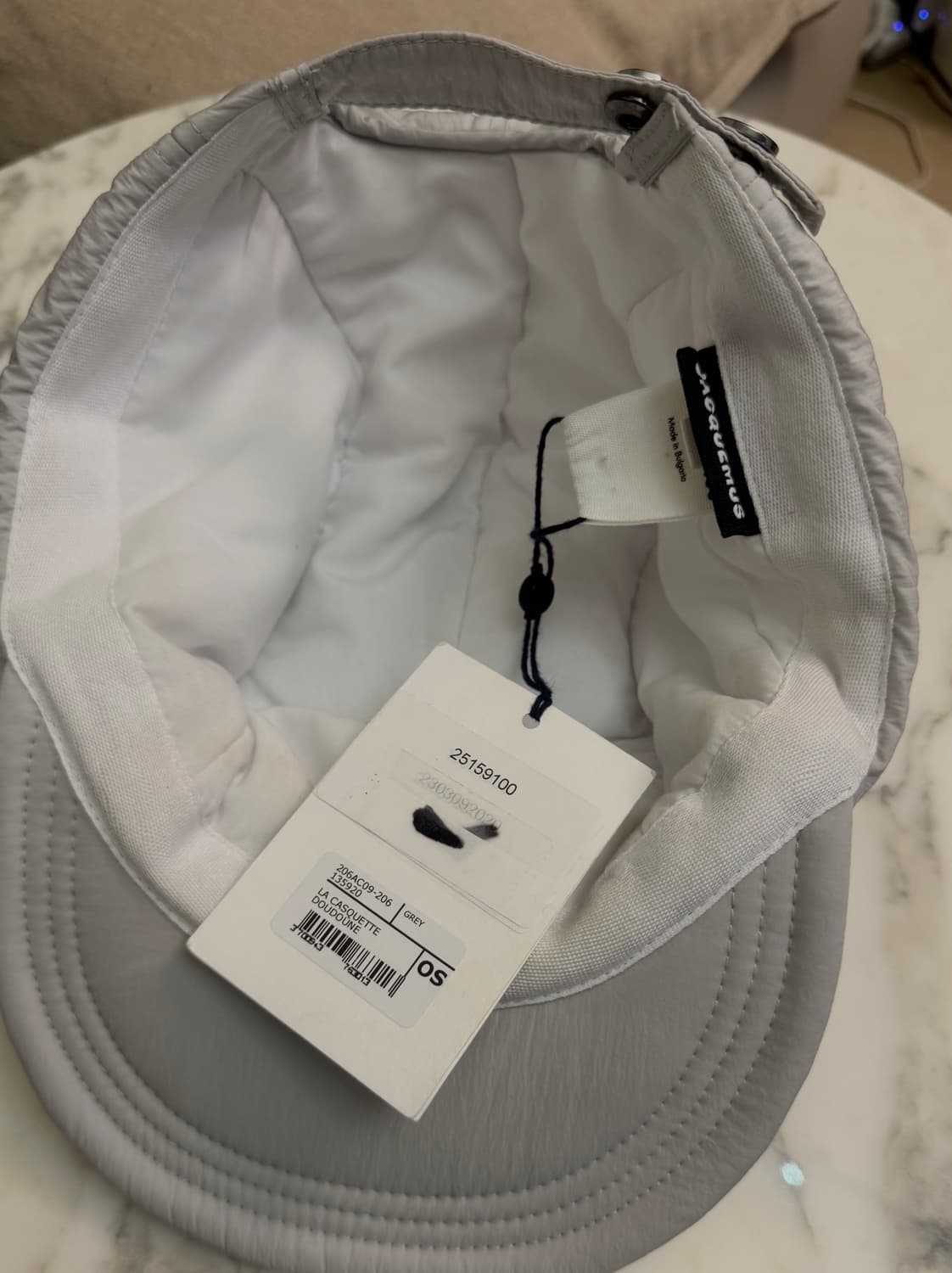 Jacquemus 쟈크뮈스   패딩 캡  상품이미지4